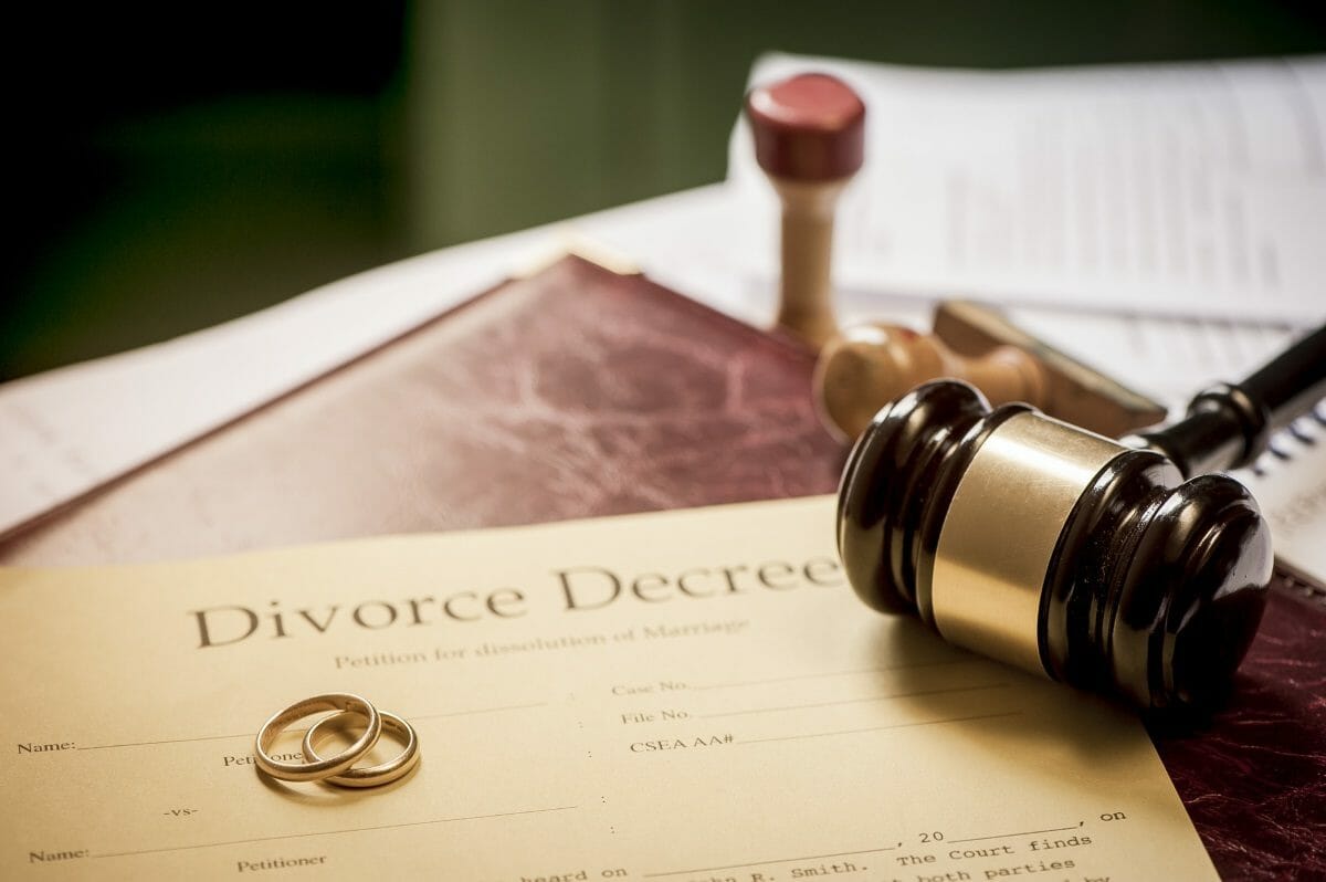 15   Final Divorce Decree 1200x798 1 